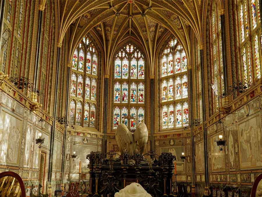 Windsor Castle inside the dome building